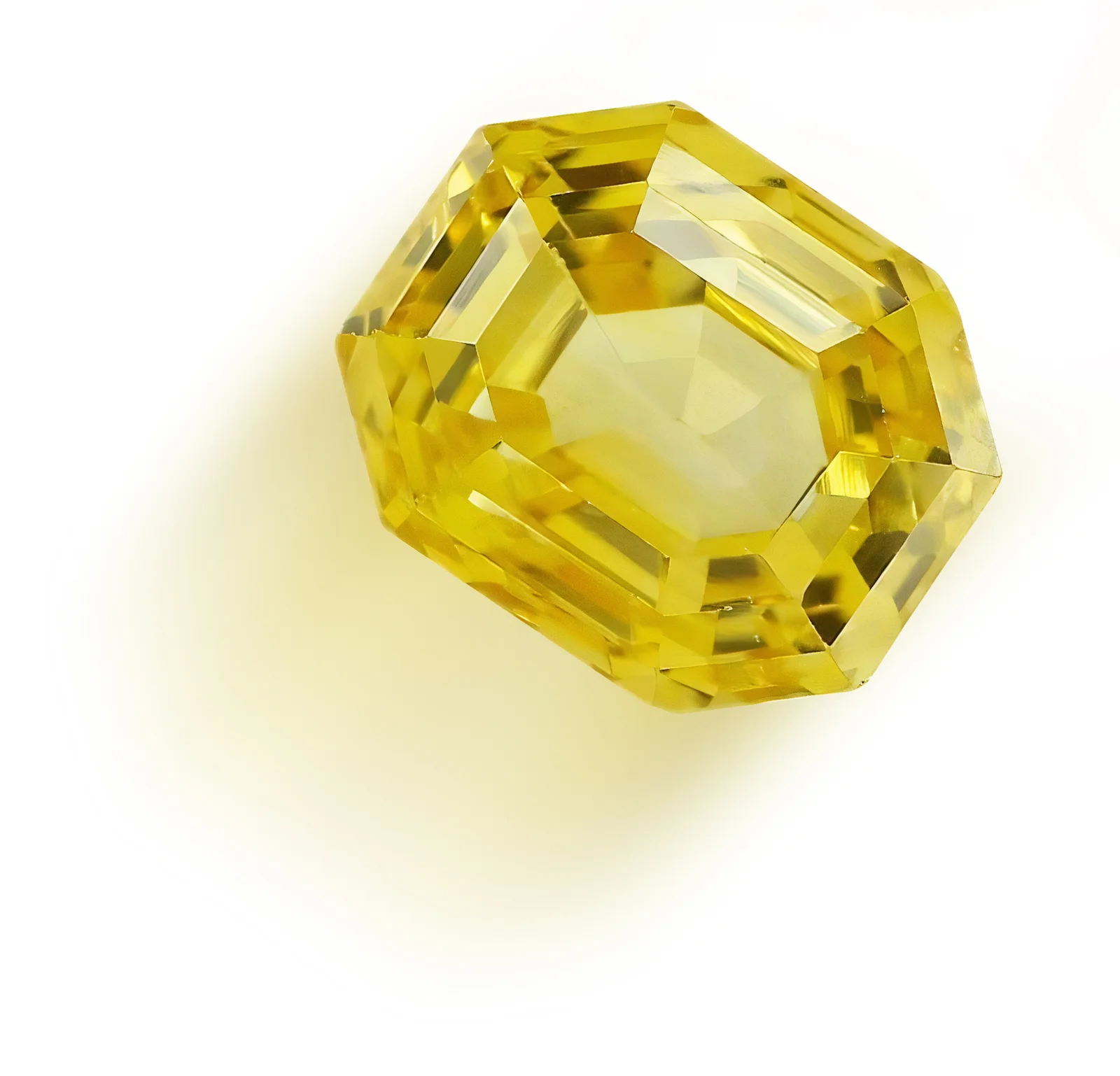 YELLOW SAPPHIRE, SRILANKA