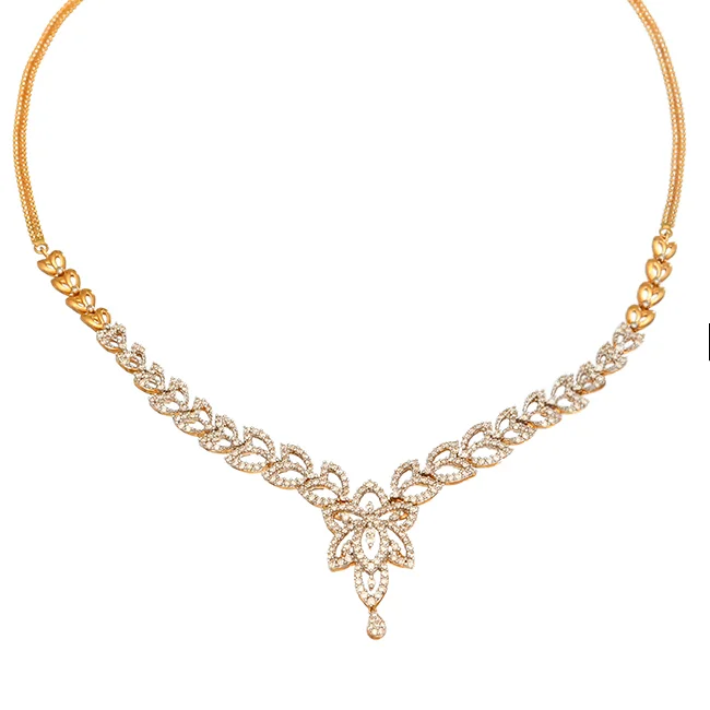 18 KT DIAMOND NECKLACE 3