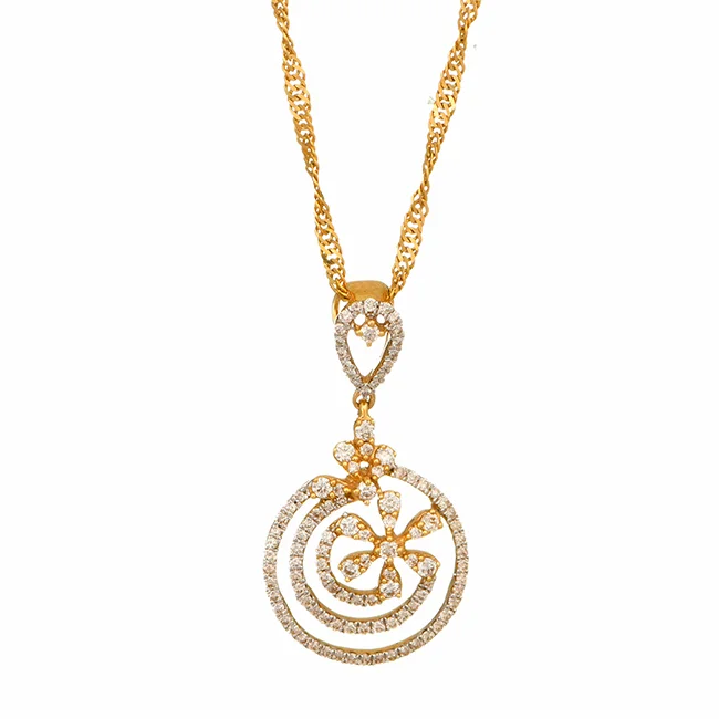 18 KT DIAMOND PENDANT WITH CHAIN 4