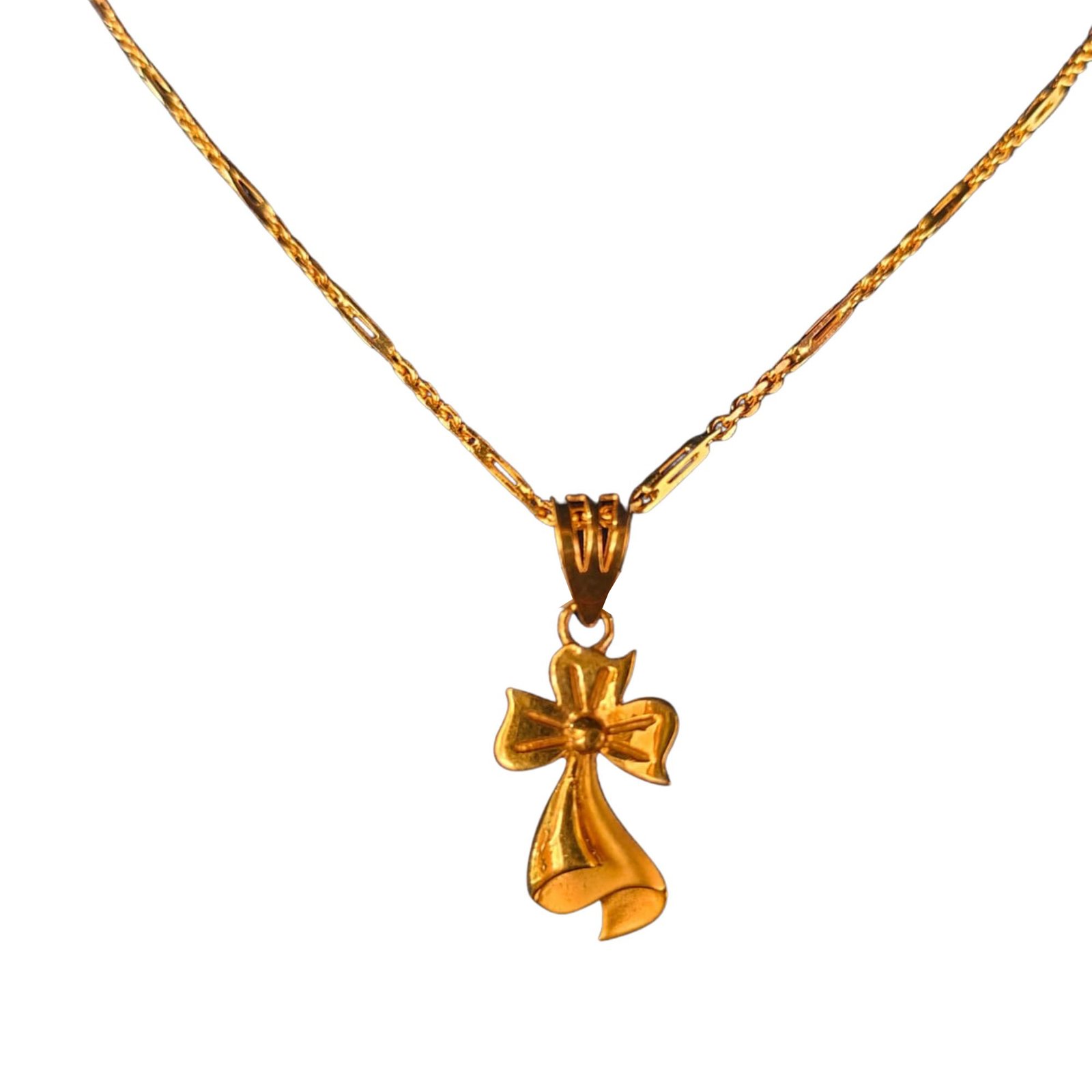 22 KT GOLD LOCKET 8